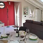 Little World Appartement *