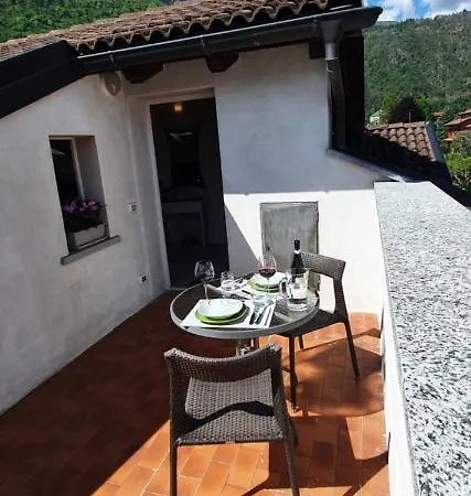 Little World דירה